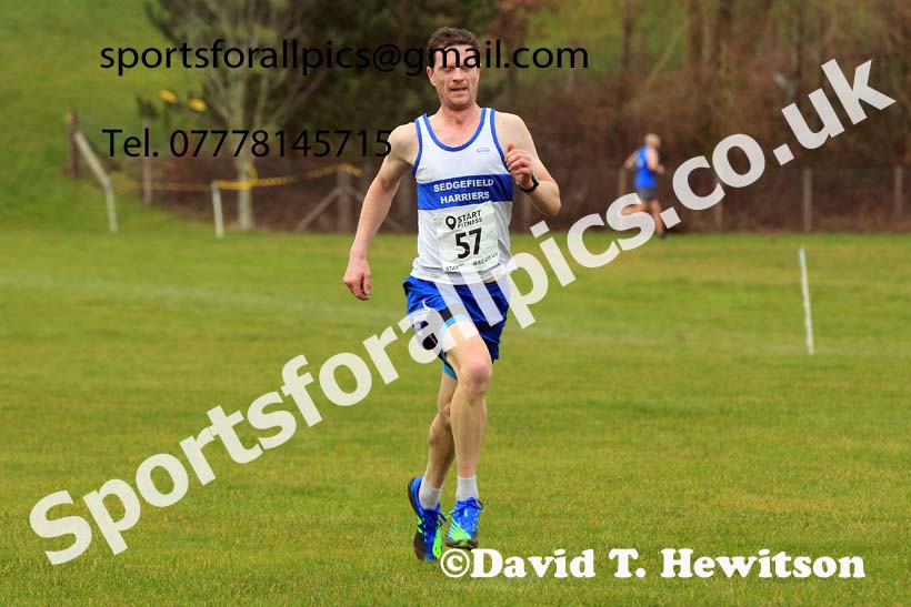 Mens 35 to 64 2023 NEMAA Cross Country, Croft Circuit, North Yorkshire. Photo: David T. Hewitson/Sports for All Pics